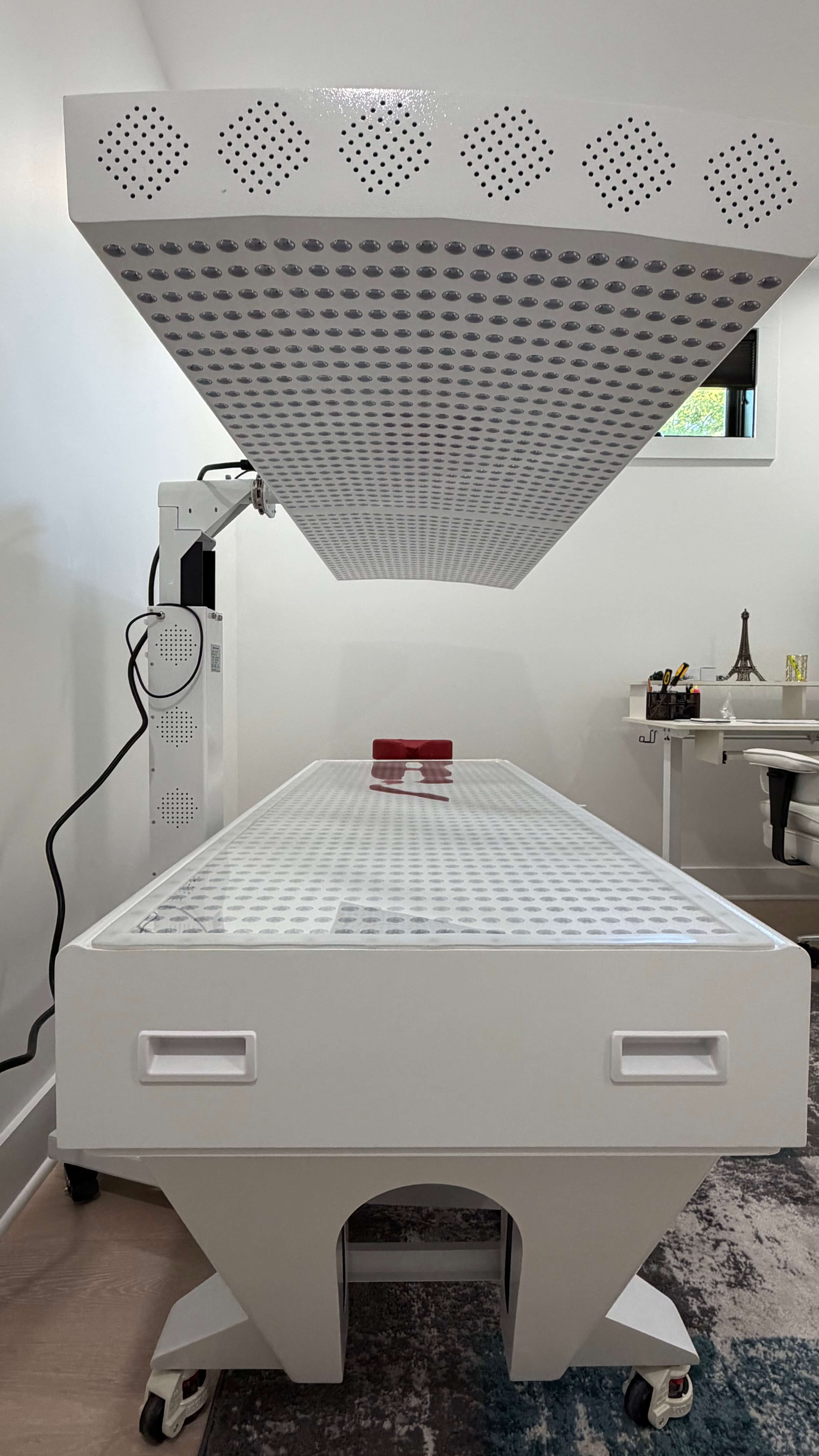RoyalPro2000L-B 9-Wavelength Red Light Therapy Bed