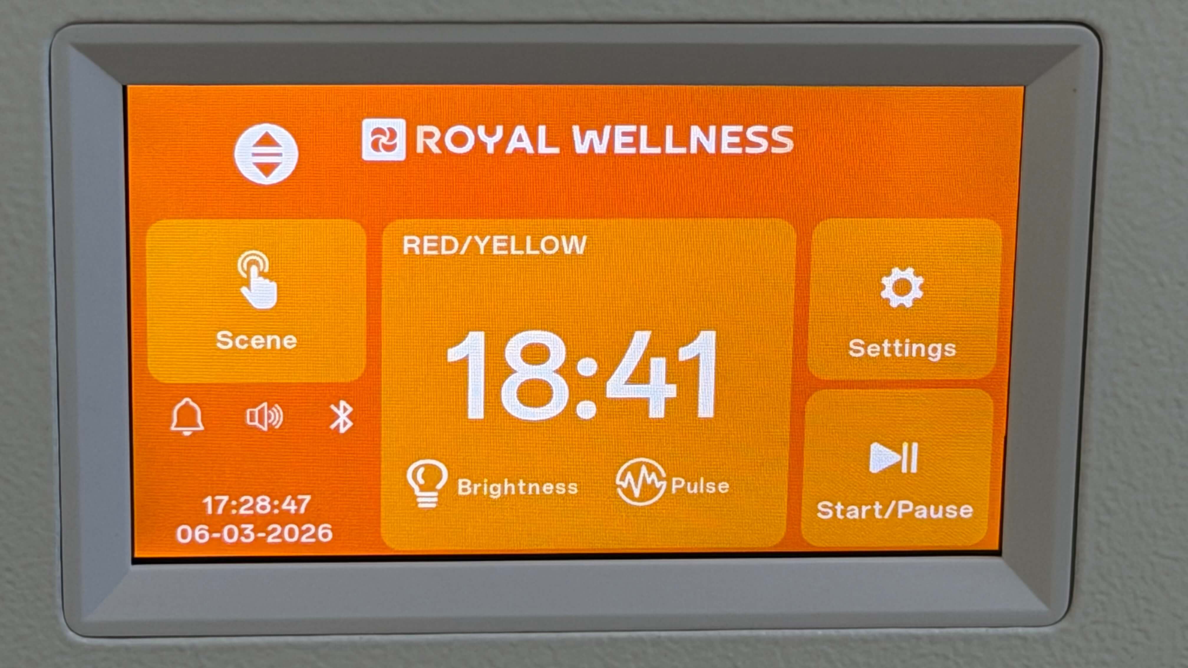 RoyalPro2000L-B 9-Wavelength Red Light Therapy Bed