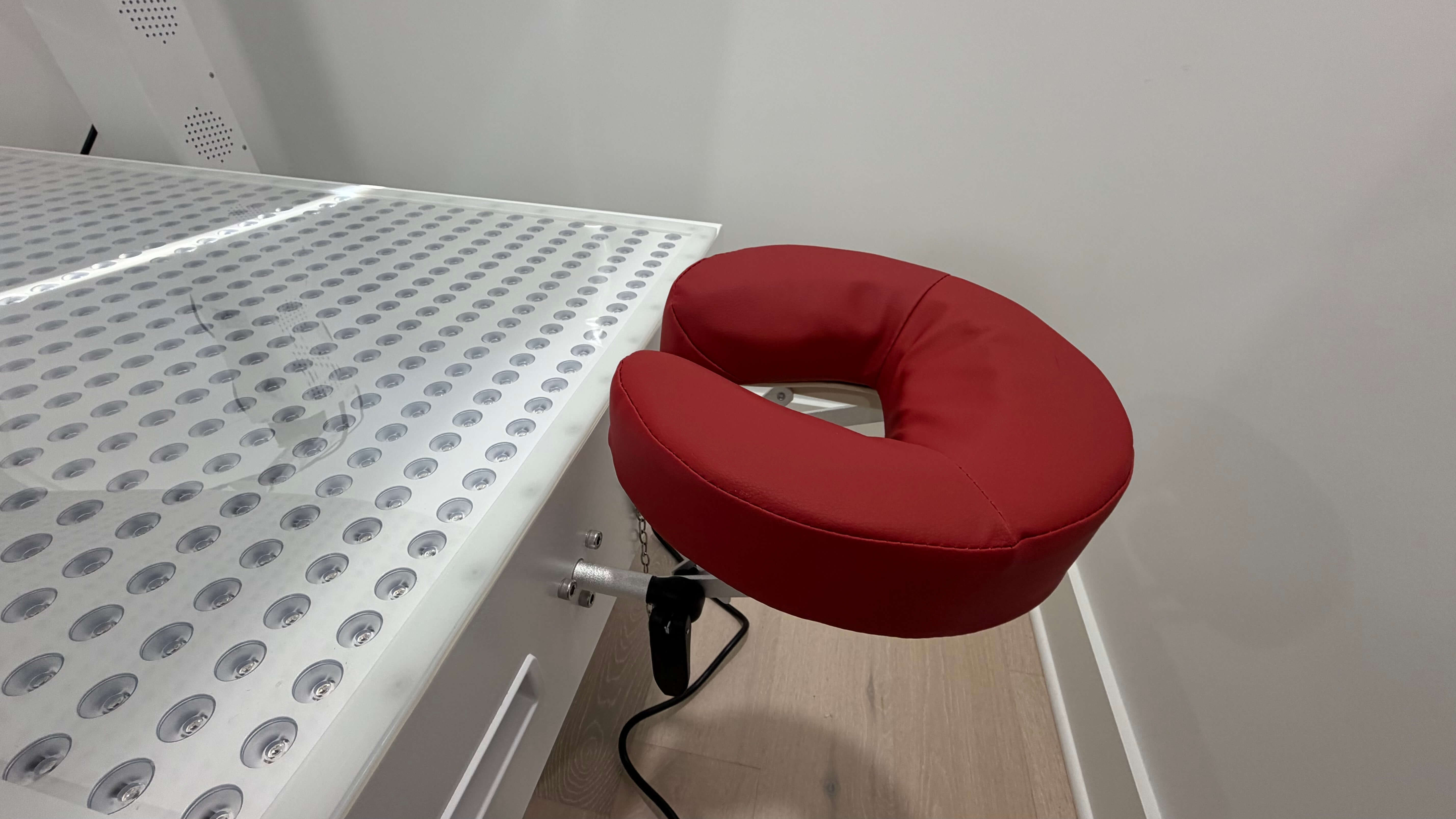 RoyalPro2000L-B 9-Wavelength Red Light Therapy Bed